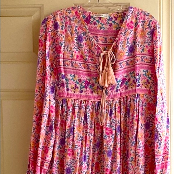 Popular R. Vivimos boho dress from Amazon - Picture 1 of 3